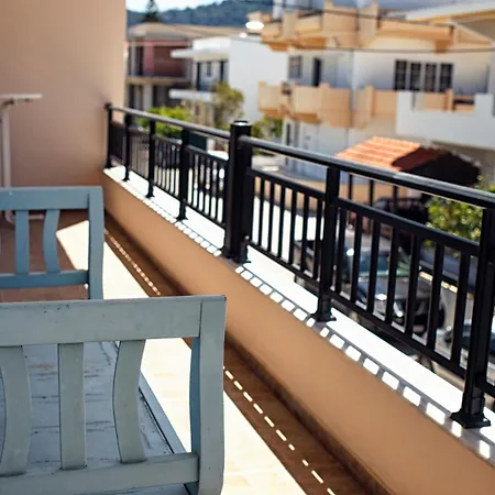 Daphne's Rooftop Appartement *