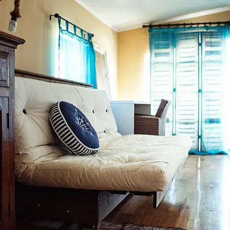 Daphne's Rooftop Apartamento